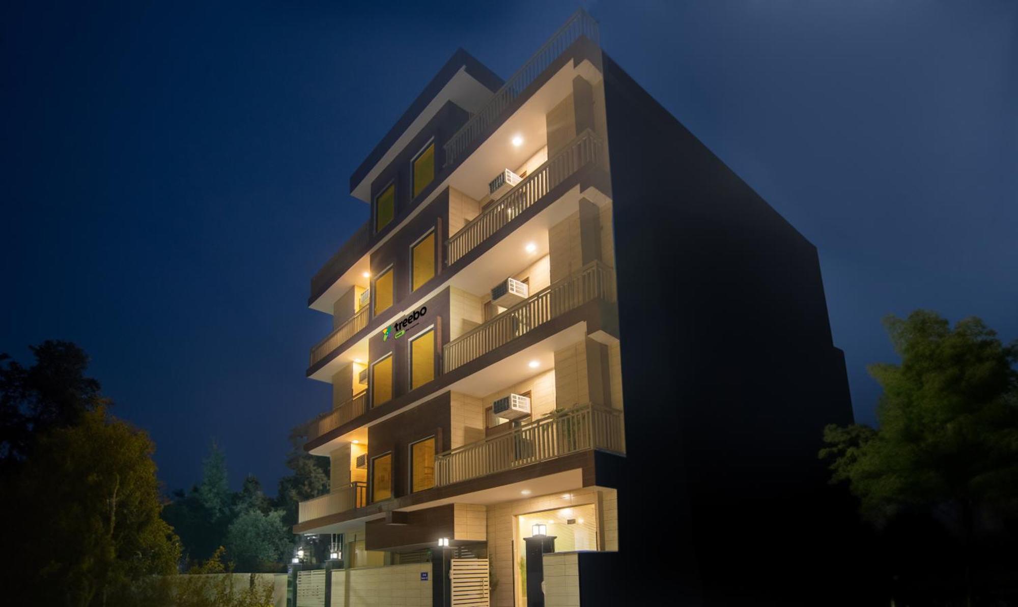 Treebo Elite Corporate, Sector 62 Hotel Noida Ngoại thất bức ảnh