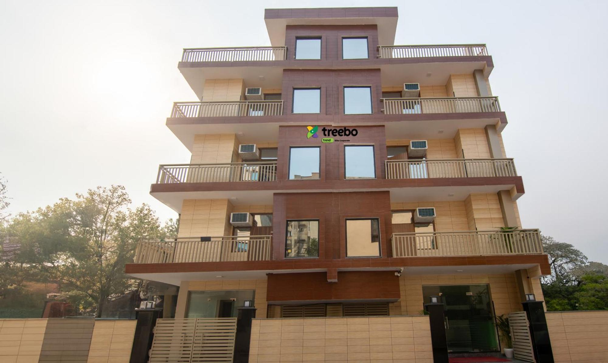 Treebo Elite Corporate, Sector 62 Hotel Noida Ngoại thất bức ảnh